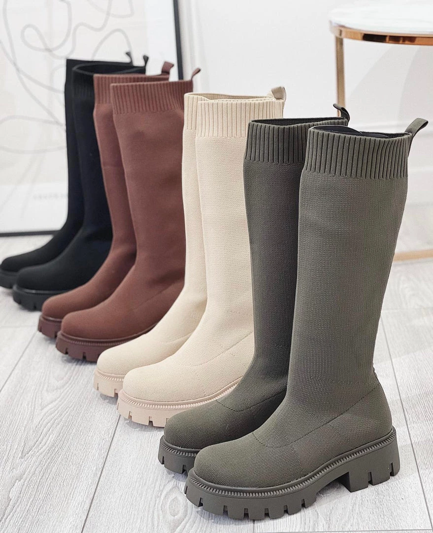 Sorelleuk Knitted Chelsea Boots - Black Knitwear 3 Sorelleuk Knitted Chelsea Boots - Black Knitwear