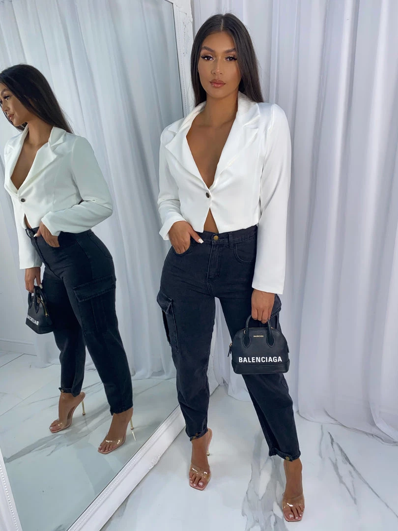 Sorelleuk Allie Cropped Blazer - Cream New Arrivals 2 Sorelleuk Allie Cropped Blazer - Cream New Arrivals
