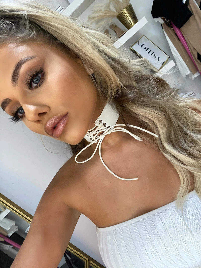 Sorelle Accessories Kimmy Laceup Choker - White (SALE) 1 Sorelle Accessories Kimmy Laceup Choker - White (SALE)