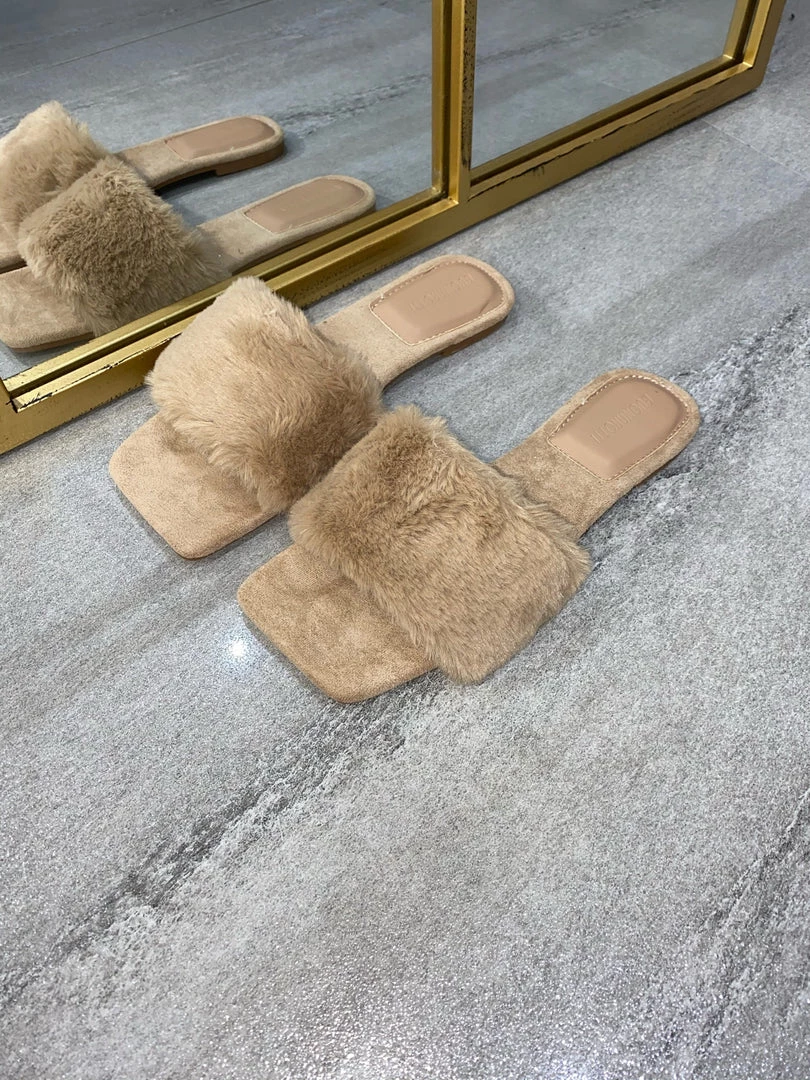 Sorelleuk New Arrivals Arya Fluffy Strap Slippers - Nude(SALE) 1 Sorelleuk New Arrivals Arya Fluffy Strap Slippers - Nude(SALE)