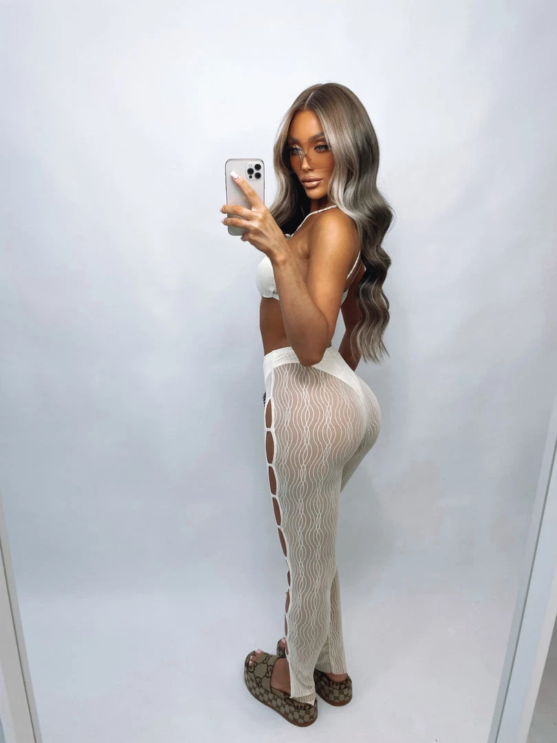 Sorelleuk Aaliyah Two Piece - Cream 2 Sorelleuk Aaliyah Two Piece - Cream