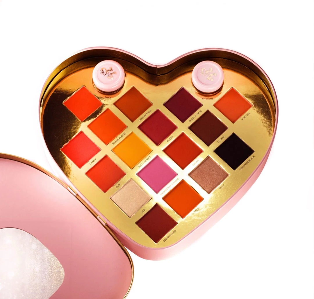 Sorelleuk Accessories Doll Beauty Palette - PEACHES & POPTARTS 1 Sorelleuk Accessories Doll Beauty Palette - PEACHES & POPTARTS